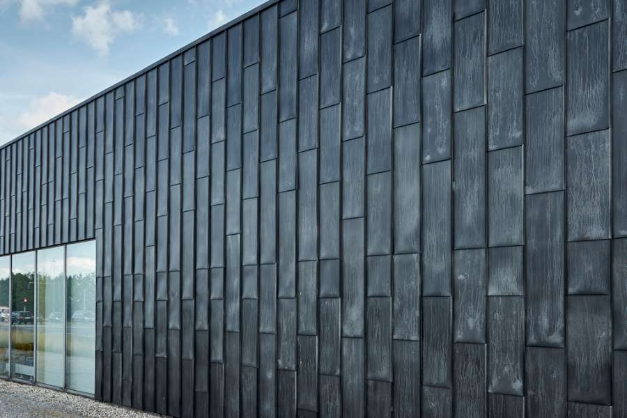 Die Spezialoberfläche verleiht der Sonderkantung ein besonderes Aussehen, Øllegårdsvej 2, DK-8260 Viby J